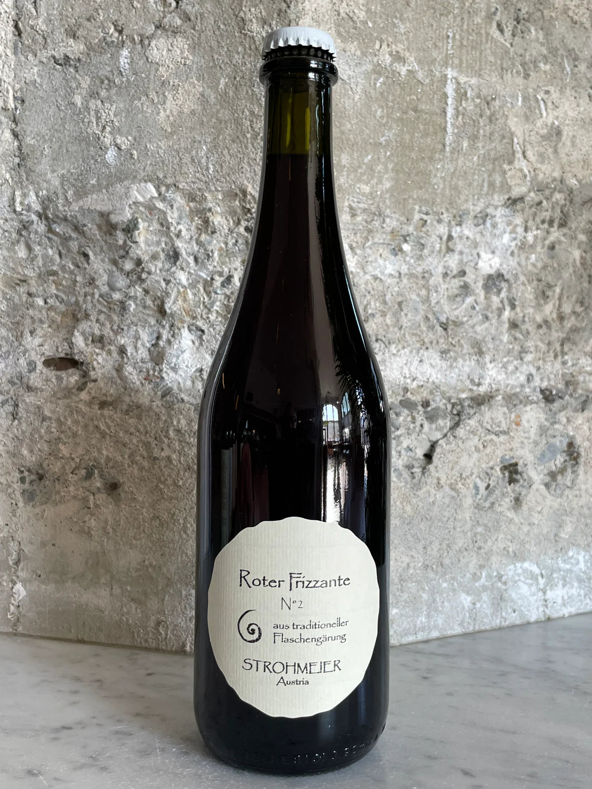 Strohmeier - Roter Frizzante No. 2 NV (750ml)