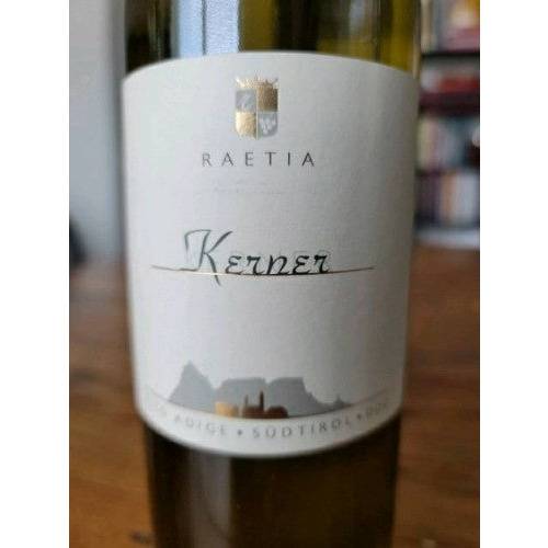 Südtiroler Weinbauernverband Raetia Kerner 2019 (750ml)